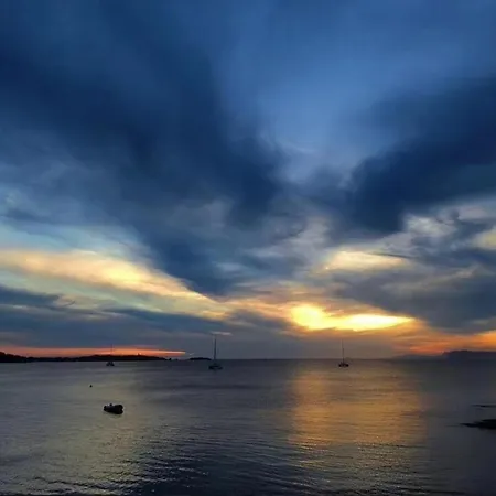 Sanary, Port Et à Pied, Au Calme, Avec Jardin Sanary-sur-Mer